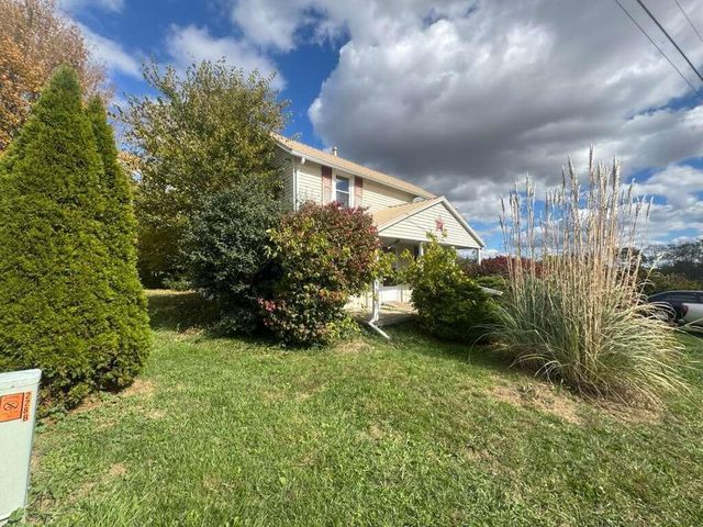 11266 State Route 56 E, Circleville, OH 43113