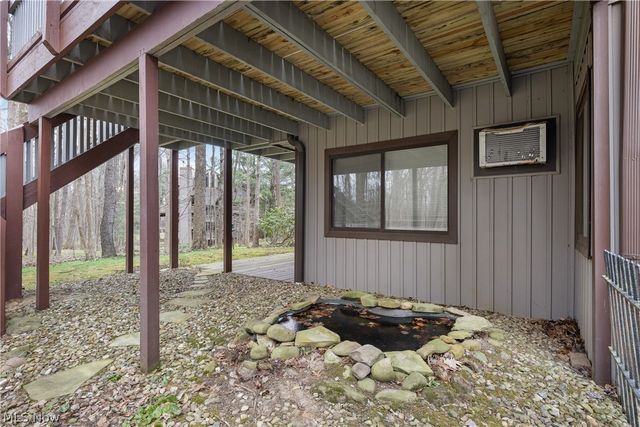 2141 Pinebrook Trail, Cuyahoga Falls, OH 44223