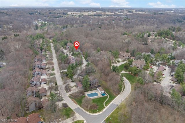 2141 Pinebrook Trail, Cuyahoga Falls, OH 44223