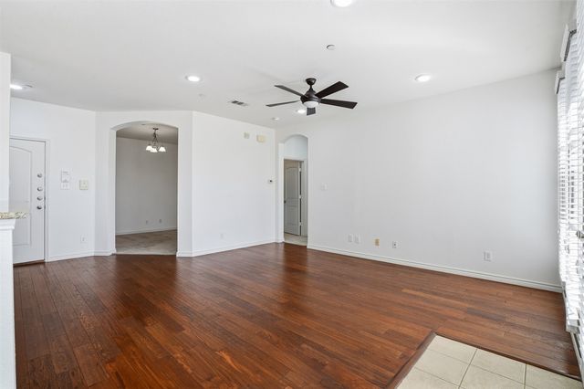 950 Henderson Street 1214, Fort Worth, TX 76102