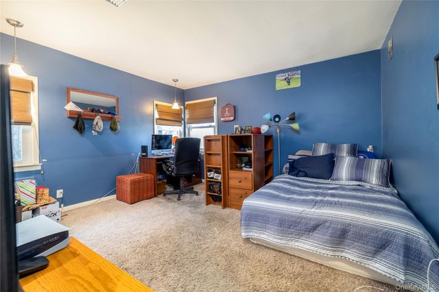 136 Greenway Road, Lido Beach, NY 11561