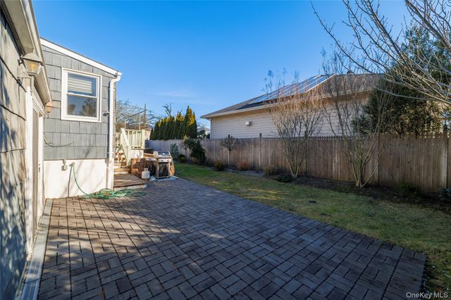 136 Greenway Road, Lido Beach, NY 11561