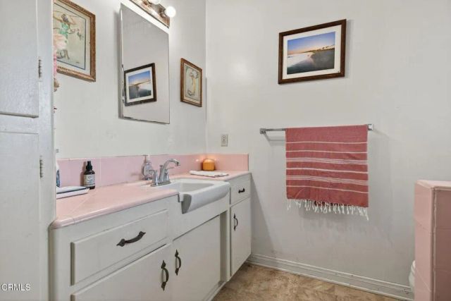 3300 San Luis Street, Ventura, CA 93003