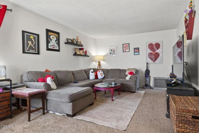 3300 San Luis Street, Ventura, CA 93003