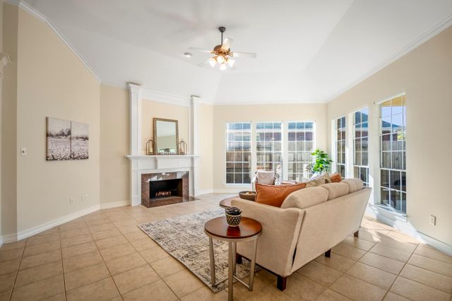 3014 Baywood Park Drive, Houston, TX 77068