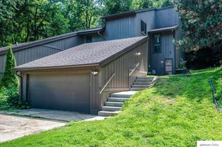 7438 N 55 Plaza, Omaha, NE 68152