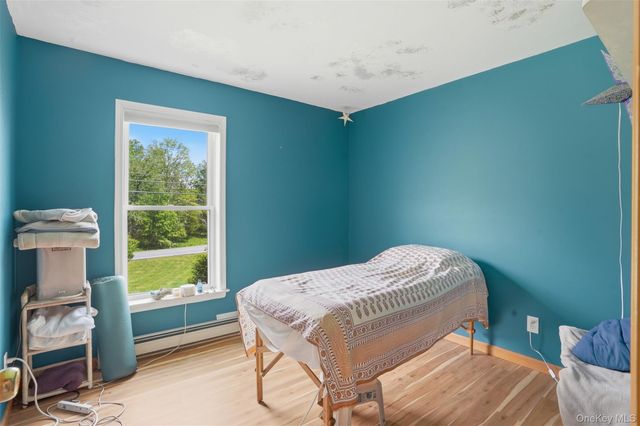 902 Albany Post Road, New Paltz, NY 12561