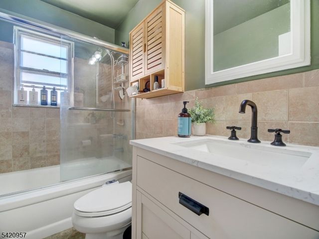 29 Knox Ter 1B, Wayne Twp., NJ 07470