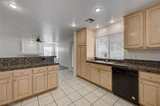 2742 Chokecherry Avenue, Henderson, NV 89074