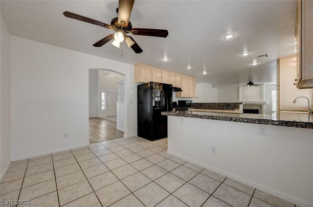 2742 Chokecherry Avenue, Henderson, NV 89074