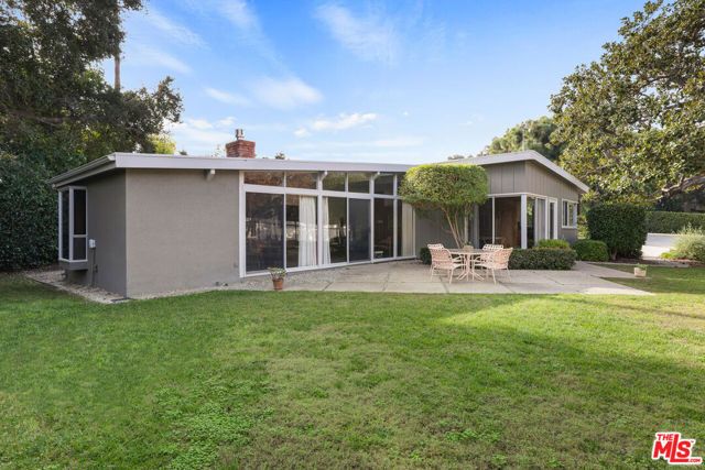 1260 S Euclid Avenue, Pasadena, CA 91106