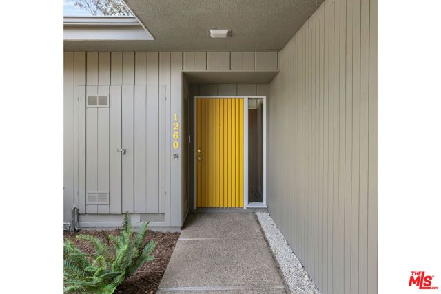 1260 S Euclid Avenue, Pasadena, CA 91106