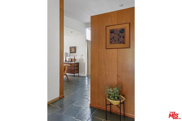 1260 S Euclid Avenue, Pasadena, CA 91106