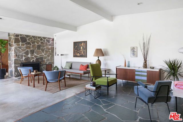 1260 S Euclid Avenue, Pasadena, CA 91106