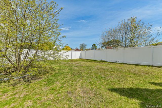 2 Deer Path, East Patchogue, NY 11772