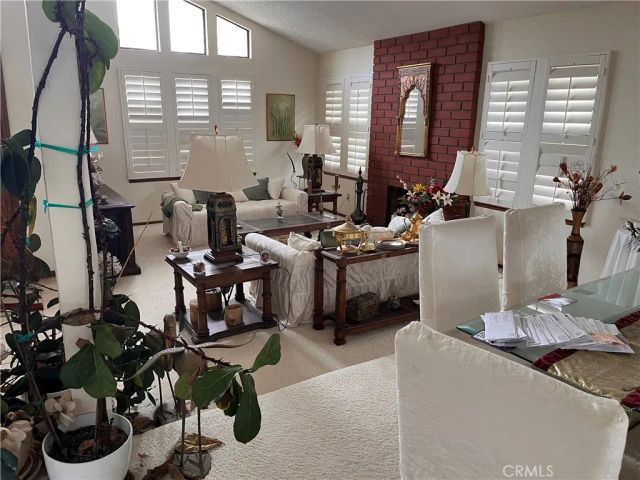 2733 N. Vista Knoll Road, Orange, CA 92867