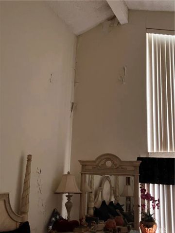 2733 N. Vista Knoll Road, Orange, CA 92867