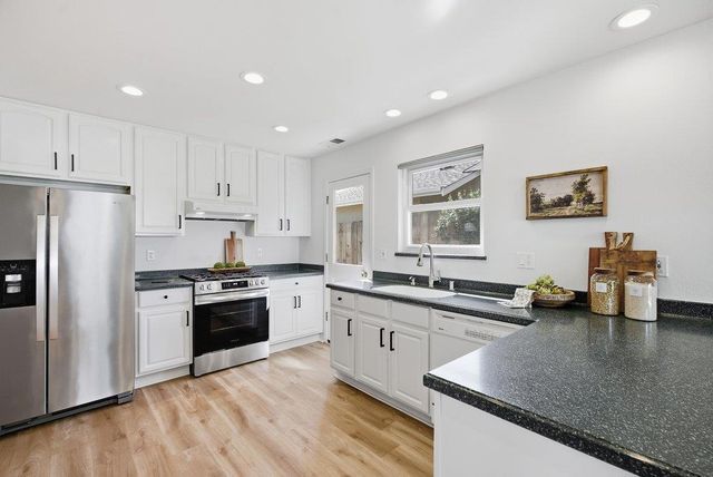 506 Mountain View Avenue, Belmont, CA 94002