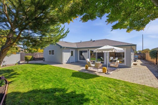 506 Mountain View Avenue, Belmont, CA 94002