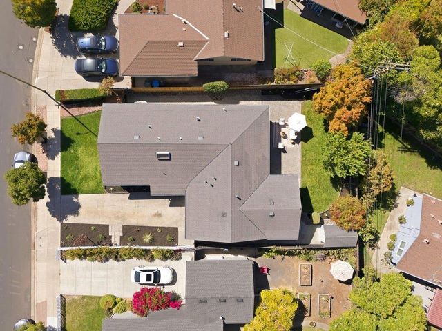 506 Mountain View Avenue, Belmont, CA 94002