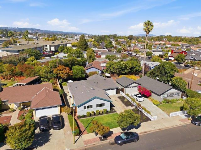 506 Mountain View Avenue, Belmont, CA 94002