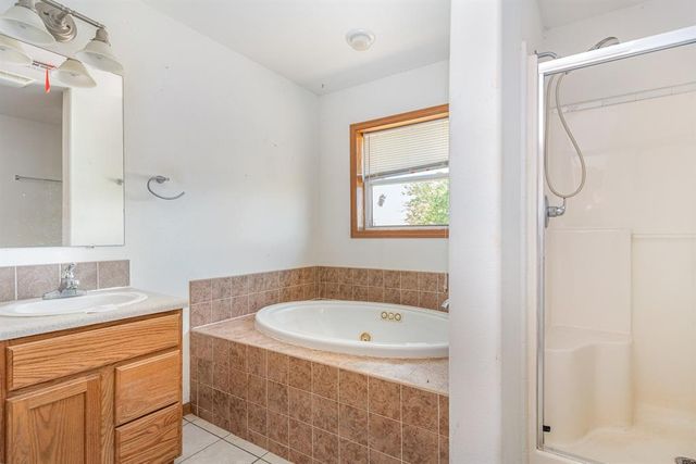 1411 Meadow View Lane, Blanchard, OK 73010