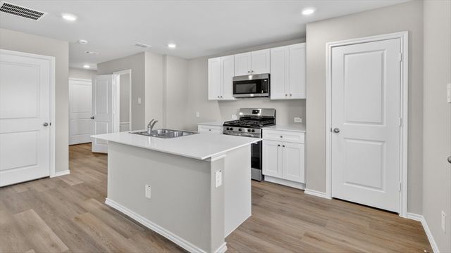 5516 FLANNEL Lane, Denton, TX 76249