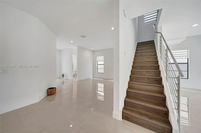 1454 SW 23rd St, Fort Lauderdale, FL 33315