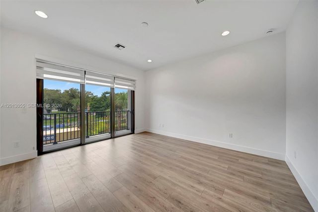 1454 SW 23rd St, Fort Lauderdale, FL 33315