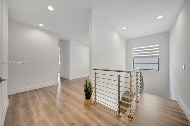 1454 SW 23rd St, Fort Lauderdale, FL 33315