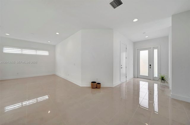 1454 SW 23rd St, Fort Lauderdale, FL 33315
