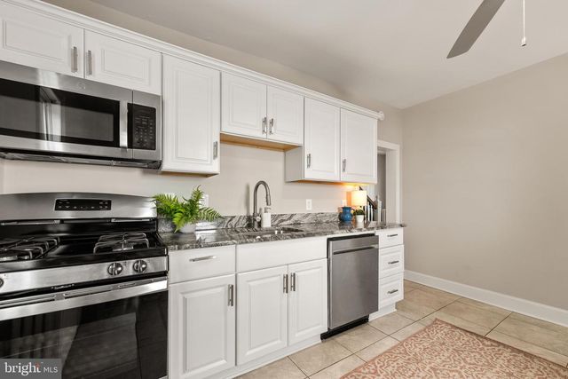 3204 PERRY ST, Mount Rainier, MD 20712