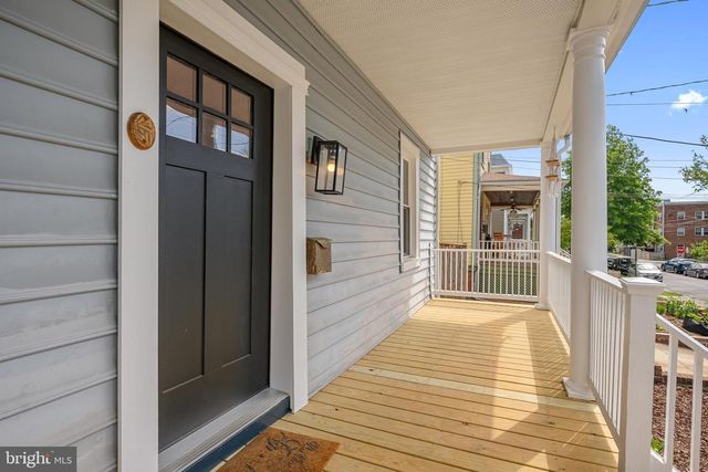 3204 PERRY ST, Mount Rainier, MD 20712