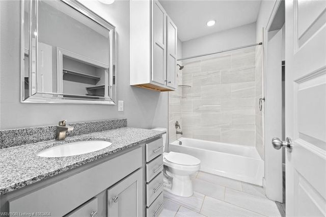 9225 RA Young Jr Drive, Fort Smith, AR 72916