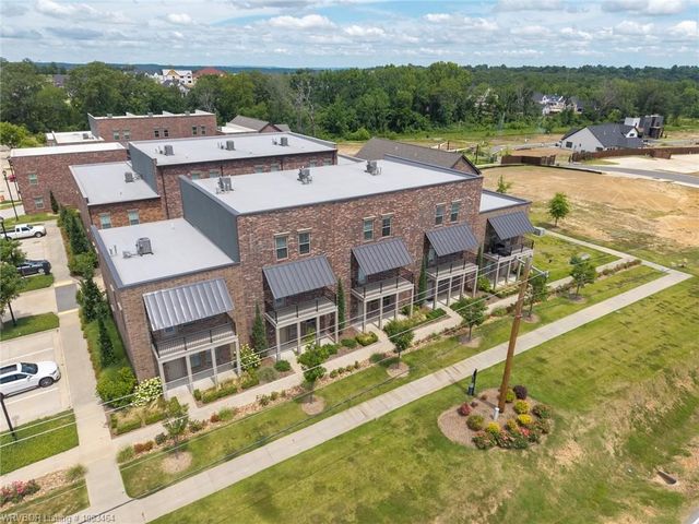 9225 RA Young Jr Drive, Fort Smith, AR 72916