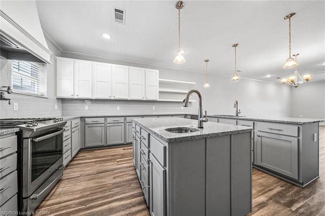 9225 RA Young Jr Drive, Fort Smith, AR 72916