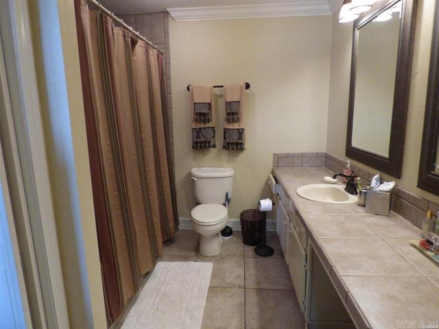 1319 Airport Rd Unit 4B, Hot Springs, AR 71913