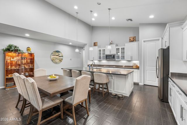 2922 E MINNEZONA Avenue, Phoenix, AZ 85016