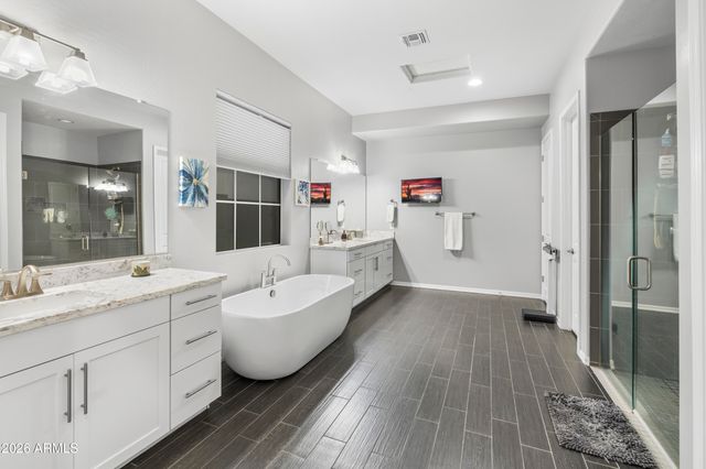 2922 E MINNEZONA Avenue, Phoenix, AZ 85016