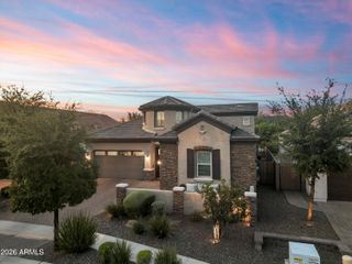 2922 E MINNEZONA Avenue, Phoenix, AZ 85016