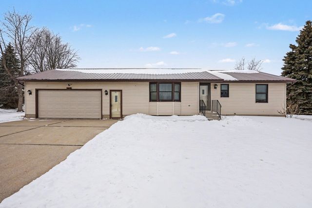 780 S Mackinaw Road, Kawkawlin, MI 48631