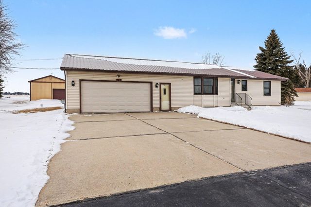 780 S Mackinaw Road, Kawkawlin, MI 48631