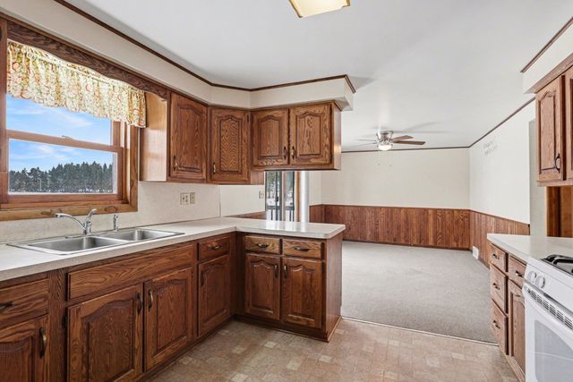 780 S Mackinaw Road, Kawkawlin, MI 48631