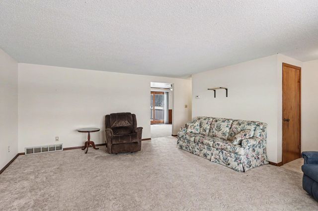 780 S Mackinaw Road, Kawkawlin, MI 48631