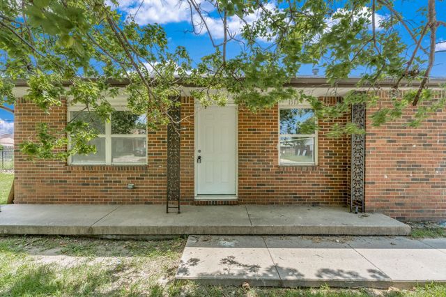 1513 E Del Mar St, Wichita, KS 67216