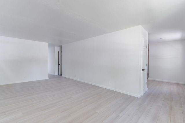 1513 E Del Mar St, Wichita, KS 67216