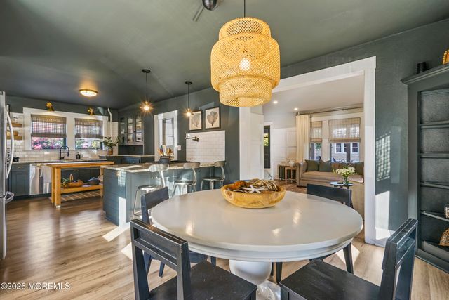 13 Spring Street, Beachwood, NJ 08722