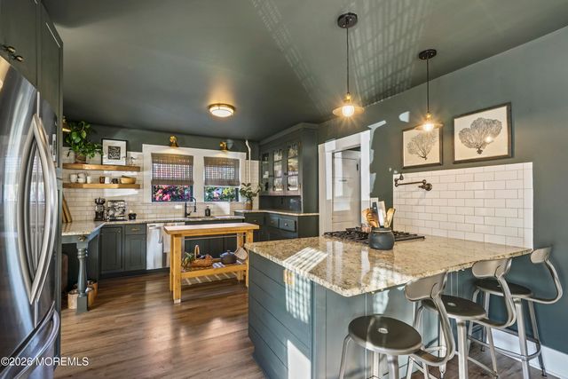 13 Spring Street, Beachwood, NJ 08722