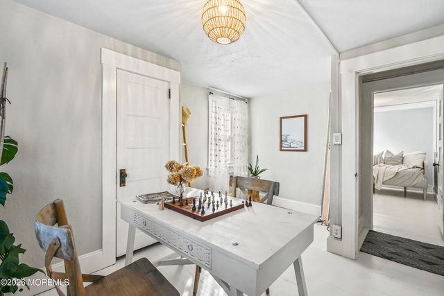 13 Spring Street, Beachwood, NJ 08722