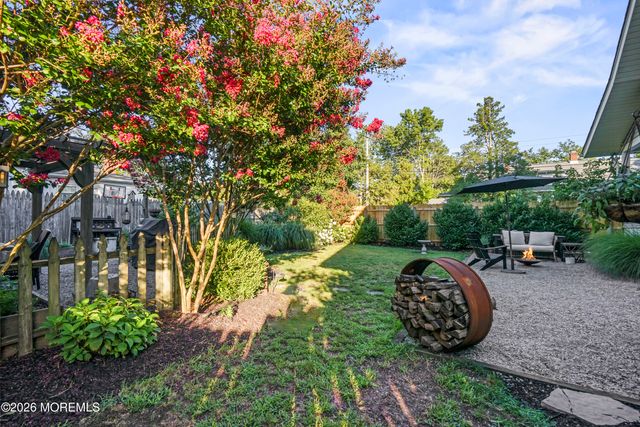 13 Spring Street, Beachwood, NJ 08722